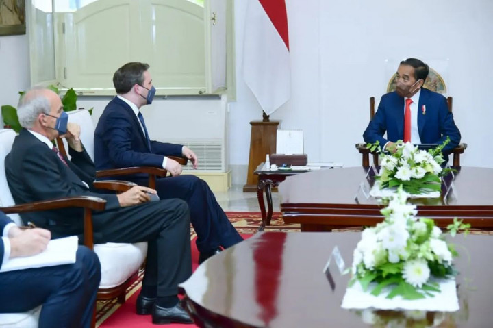 Selain membahas tentang gandum, Jokowi dan Menlu Serbia juga membahas terkait jumlah ekspor minyak sawit mentah atau crude palm oil (CPO) dari Indonesia ke Serbia yang mengalami peningkatan dari waktu ke waktu. Menurut Retno, saat ini impor CPO Serbia dari Indonesia sudah mencapai 30 persen.