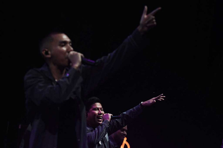 Grup musik RAN sukses mengajak penonton turut menikmati malam jelang akhir pekan dengan enerjik melalui deretan lagu populernya pada helatan BNI Java Jazz Festival 2022 pada Jumat, 27 Mei 2022 malam.
