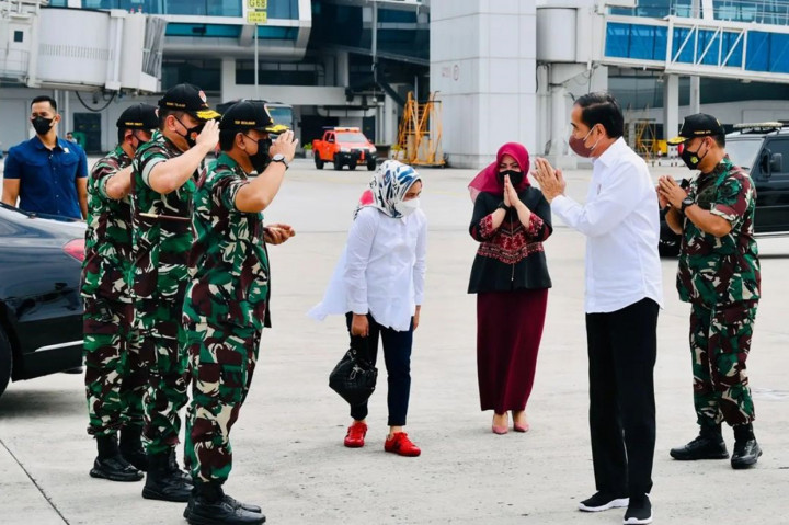 Presiden Joko Widodo didampingi Ibu Negara Iriana Joko Widodo bertolak menuju Provinsi Nusa Tenggara Timur dalam rangka kunjungan kerja pada Selasa, 31 Mei 2022.