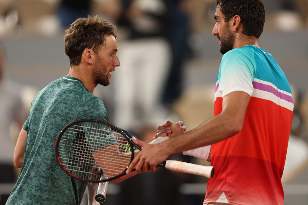 Lewat kemenangan dengan skor 3-6, 6-4, 6-2, 6-2 atas petenis Kroasia, unggulan kedelapan ini selanjutnya akan bertemu Rafael Nadal di babak final turnamen mayor tanah liat.