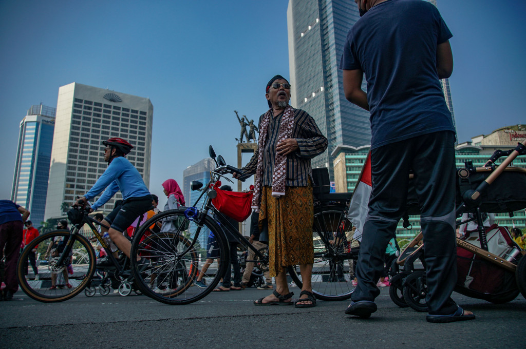 Dalam unggahan tersebut, Dishub DKI Jakarta juga mengingatkan warga yang hendak memasuki area CFD agar memindai kode bar PeduliLindungi atau menunjukkan sertfikat vaksinasi Covid-19 dosis kedua. 