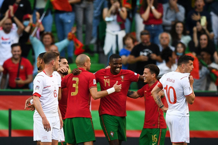 Timnas Portugal menang telak 4-0 saat melawan Swiss pada laga kedua Liga A Grup 2 UEFA Nations League 2022-2023. 