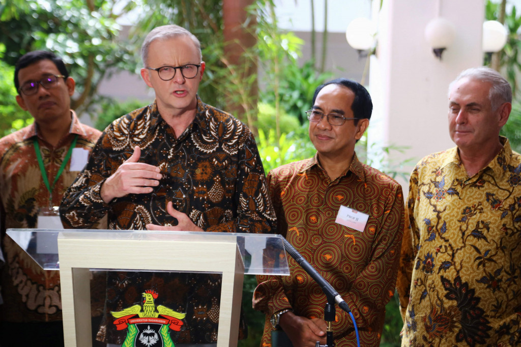 PM Albanese menyatakan Makassar adalah pusat keuangan terpenting dan kota terbesar di Indonesia Timur. Ia mengaku sangat senang bisa datang ke Makassar, karena kota ini 