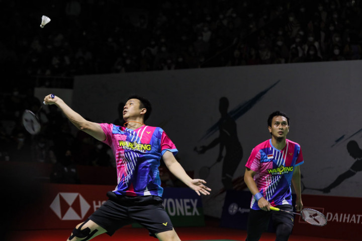 The Daddies, julukan pasangan tersebut melaju ke babak kedua setelah mengalahkan ganda putra Denmark Jeppe Bay/Lasse Molhede.