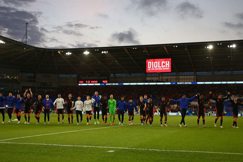 Kemenangan ini membuat Belanda menduduki puncak klasemen sementara Grup A4 dengan raihan enam poin dari dua laga, sedangkan Wales berada di posisi juru kunci tanpa torehan poin.