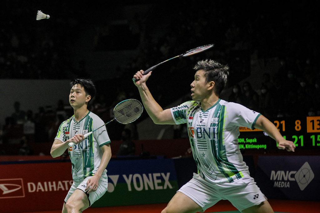 Di babak delapan besar, Marcus/Kevin akan bertemu ganda Malaysia, Goh Sze Fei/Nur Izzuddin yang mengalahkan ganda Indonesia, Sabar Karyaman Gutama/Moh Reza Pahlevi Isfahani 23-21, 17-21, 21-9.