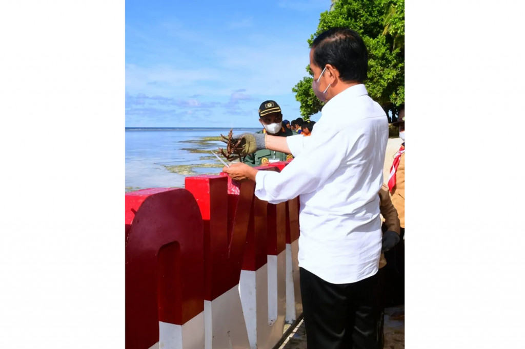 Presiden berharap kegiatan serupa bisa dilakukan juga di daerah lain agar ekosistem sumber daya laut Indonesia dapat terus terjaga. 