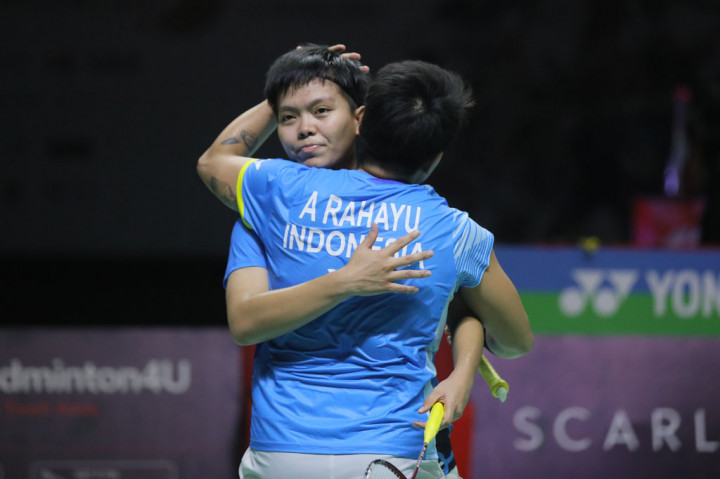 Ini menjadi kemenangan perdana Apriyani/Fadia atas pasangan Malaysia peringkat ke-10 dunia itu sejak keduanya pertama kali dipasangkan pada Februari lalu dan melakukan debutnya di SEA Games 2021 Vietnam, Mei.