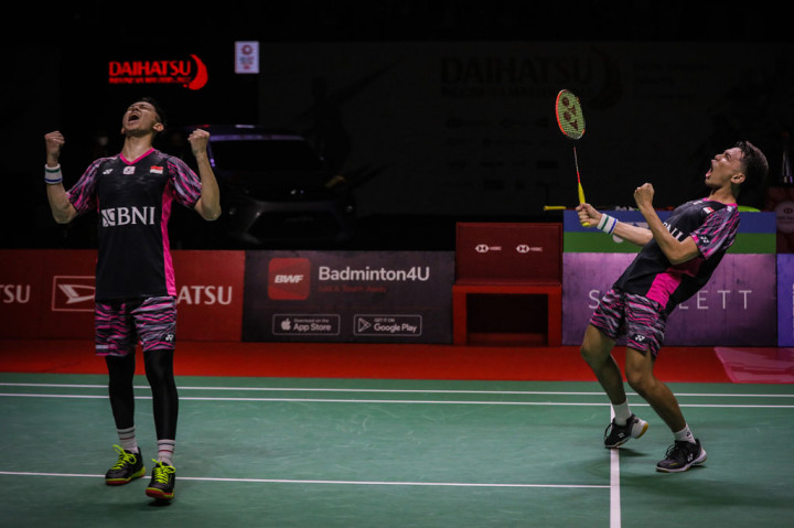Ganda putra tuan rumah Fajar Alfian/Muhammad Rian Ardianto meluapkan kegembiraan usai memastikan diri meraih tiket final Indonesia Masters 2022.
