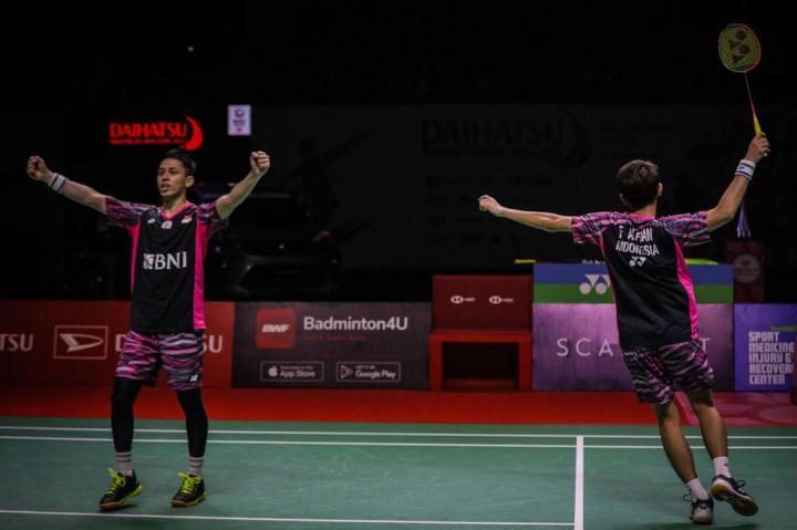 Unggulan kelima tersebut menang dua gim langsung dengan skor 21-17, 21-17 atas pasangan Tiongkok, He Ji Ting/Zhou Hao Dong dalam semifinal di Istora Gelora Bung Karno, Jakarta, Sabtu, 11 Juni 2022.