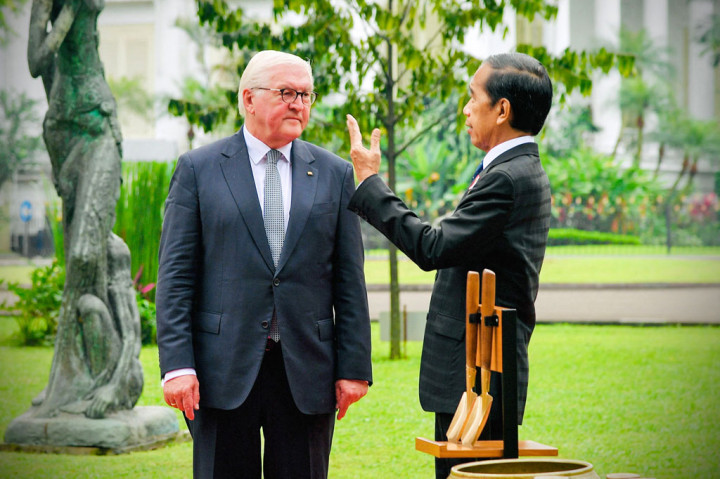 Penanaman pohon tersebut menjadi salah satu kegiatan rutin saat Jokowi menerima kunjungan kenegaraan kepala pemerintahan atau kepala negara dari negara-negara sahabat.