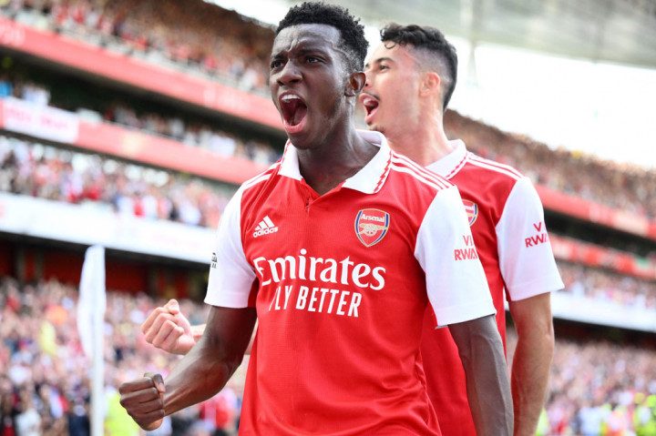 Pemberian nomor punggung 14, yang kesohor sejak dikenakan oleh legenda  Thierry Henry, memperlihatkan kepercayaan besar bagi pemain berusia 23 tahun itu dari manajer Mikel Arteta.