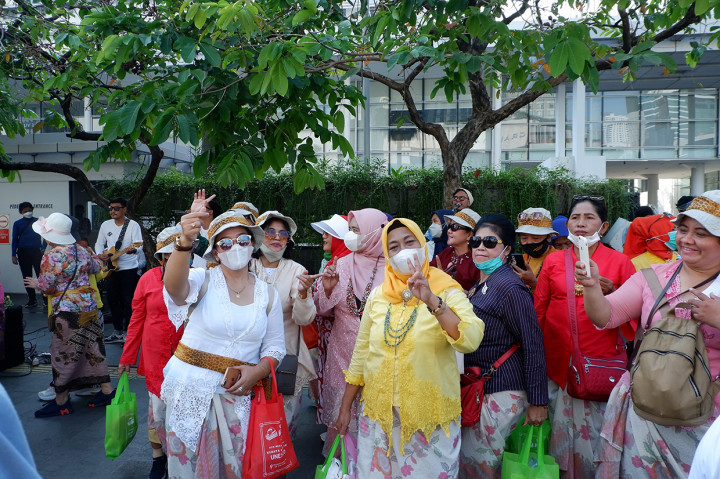 Turut hadir Menteri Luar Negeri RI, Retno Marsudi. Retno menyebut ada 3 ribu peserta yang mendaftarkan diri untuk ikut kegiatan tersebut.
