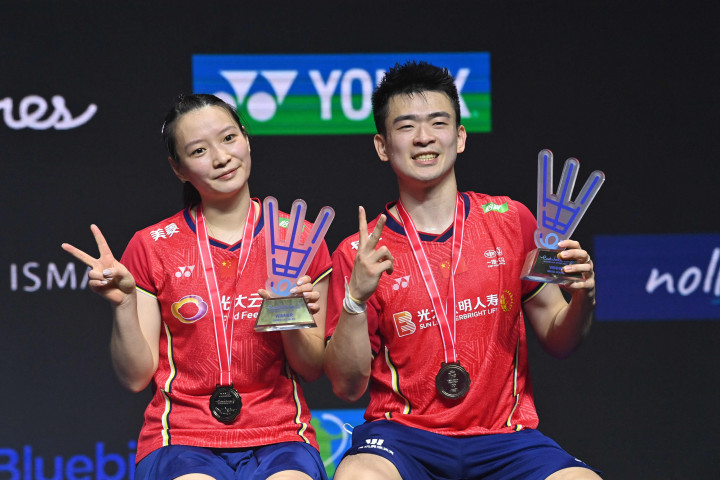 Sebelum juara Indonesia Open 2022, Zheng/Huang berhasil menduduki podium tertinggi pada ajang Indonesia Masters 2022 dengan mengalahkan pasangan Perancis Thom Gicquel/Delphine Delrue. 