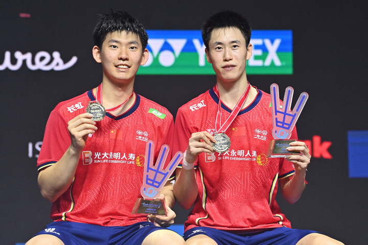 Dalam pertandingan di Istora Gelora Bung Karno, Senayan, Minggu, 19 Juni 2022, Liu Yuchen/Ou Xuanyi membutuhkan waktu 49 menit untuk menaklukkan Choi Sol-gyu/Kim Won-ho  dua gim langsung dengan skor 21-17 dan 23-21.