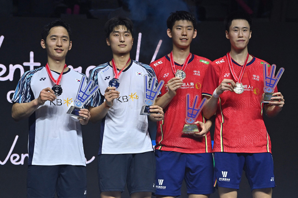 Liu Yuchen/Ou Xuanyi mempersembahkan gelar kedua bagi Tiongkok pada Indonesia Open 2022 yang merupakan turnamen level Super 1000 usai menjuarai nomor ganda putra.