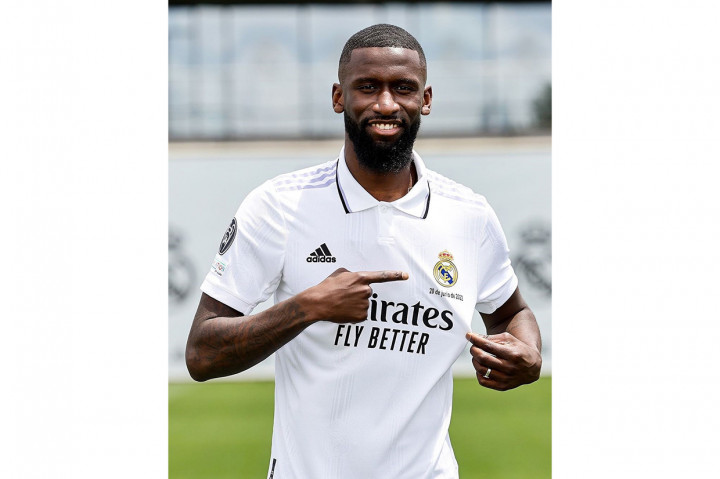 Presiden Madrid Florentino Perez menganggap pengalaman Ruediger tampil di liga-liga besar Eropa akan membuat bek 29 tahun itu tidak kesulitan beradaptasi bersama El Real.