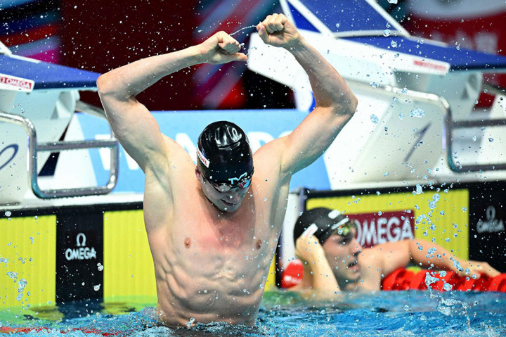 Rekan senegaranya Nic Fink mempersembahkan kemenangan kedua untuk AS setelah memenangi 50m gaya dada putra dengan catatan 26,45 detik, atau 0,3 detik di depan wakil Italia Nicolo Martinenghi, sedangkan atlet lain dari AS Michael Andrew membawa pulang perunggu.