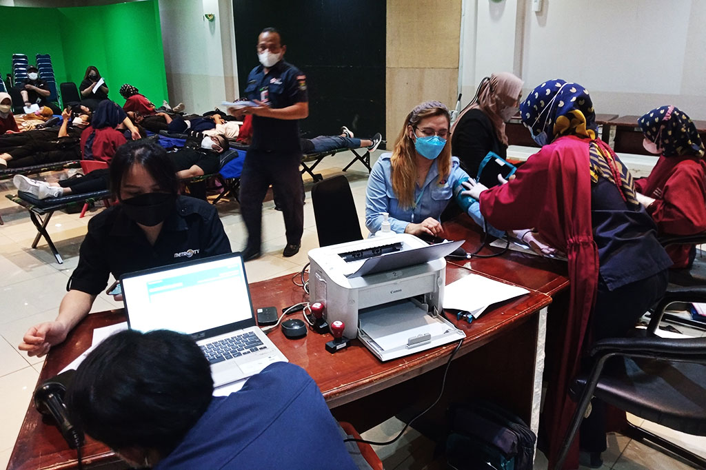 Media Group kembali mengadakan kegiatan donor darah yang merupakan bagian dari kegiatan Metro TV sosial. Melalui program Metro TV Berbagi, kali ini bekerja sama dengan Palang Merah Indonesia (PMI) Kabupaten Tangerang.
