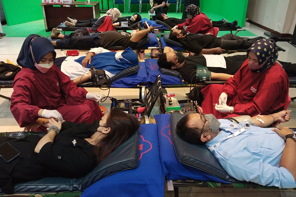 Media Group kembali mengadakan kegiatan donor darah yang merupakan bagian dari kegiatan Metro TV sosial. Melalui program Metro TV Berbagi, kali ini bekerja sama dengan Palang Merah Indonesia (PMI) Kabupaten Tangerang.