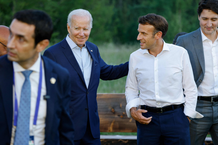 KTT G7 diadakan di Schloss Elmau, Jerman. Pertemuan itu berlangsung selama 26 - 28 Juni 2022.