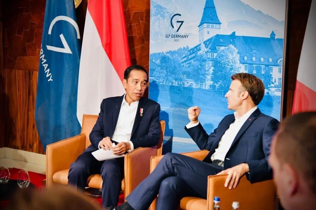 Kedua pemimpin membahas situasi di Ukraina juga terkait Presidensi G20 Indonesia.