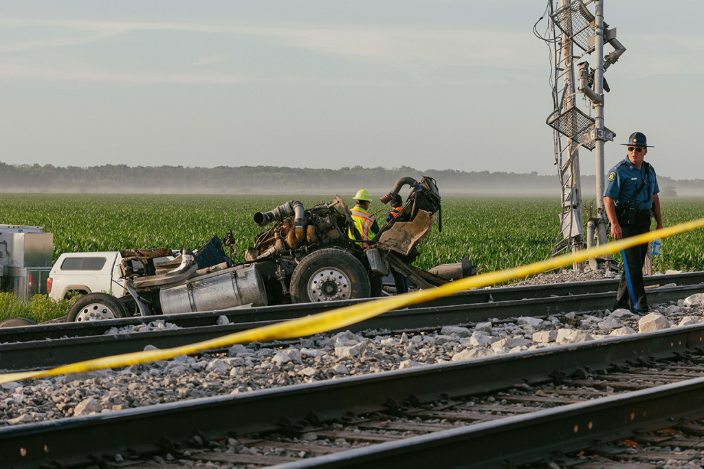 Tiga orang tewas saat sebuah Kereta Amtrak bertabrakan dengan sebuah truk sampah di negara bagian Missouri, Amerika Serikat (AS), Senin, 27 Juni 2022, waktu setempat.
