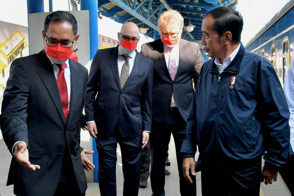 Presiden dan Ibu Iriana juga diagendakan berkunjung ke Pusat Ilmiah dan Bedah Endokrin, Transplantasi Organ dan Jaringan Endokrin Ukraina di Kota Kyiv.