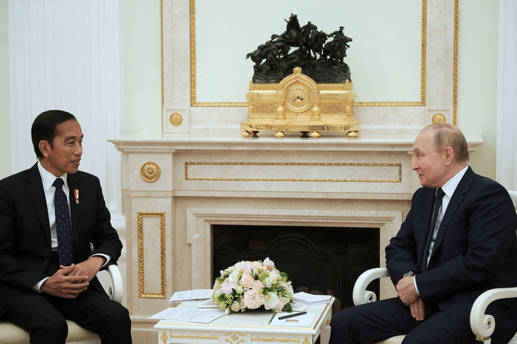 Terkait lawatan ke Ukraina dan Rusia, Jokowi menyampaikan bahwa misi yang ia emban adalah perdamaian dengan niat baik. Kepada Zelenskyy dan Putin, Jokowi juga menyampaikan mengenai pentingnya mengaktifkan kembali rantai pasok pangan karena menyangkut kehidupan ratusan juta manusia.