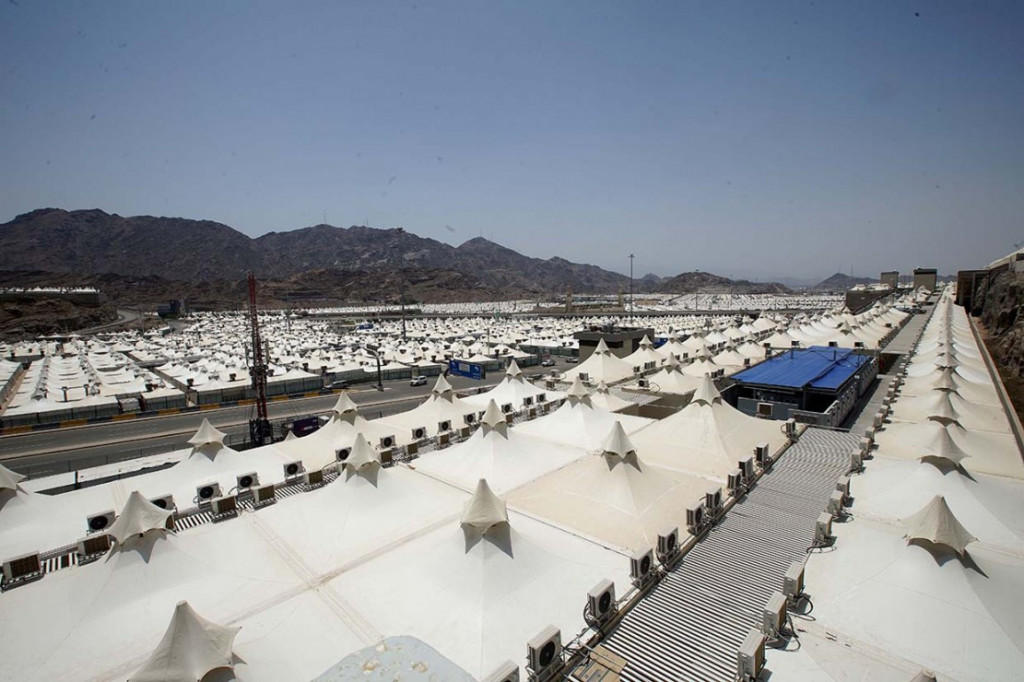 Jelang puncak haji yang diperkirakan jatuh pada awal Juli, Panitia Penyelenggara Ibadah Haji (PPIH) terus memastikan kesiapan sarana dan prasarana pendukung untuk pelaksanaan Wukuf di Arafah yang sudah mencapai 75 persen.