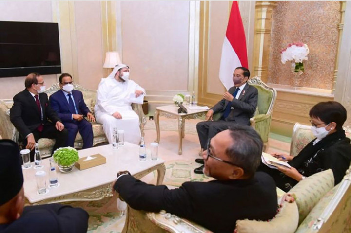 Menurut Erick dalam dialog tersebut terdapat empat poin penting yang menjadi topik diskusi antara Presiden Jokowi dengan investor-pengusaha UAE. 