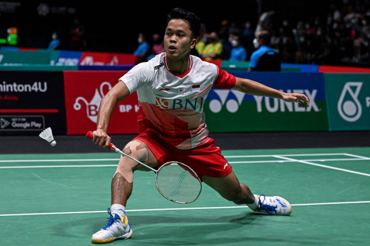 Sementara itu tunggal putra Indonesia lainnya, Anthony Sinisuka Ginting menelan kekalahan ketujuh berturut-turut dari peringkat satu dunia Viktor Axelsen saat takluk di babak perempat final Malaysia Open 2022. Ginting kalah dengan rubber game 21-18, 17-21, 12-21.