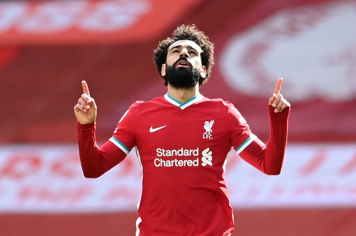 Dia dinobatkan sebagai Pemain Terbaik Liga Inggris dan juga mendapatkan penghargaan tertinggi dari Football Writers Association.