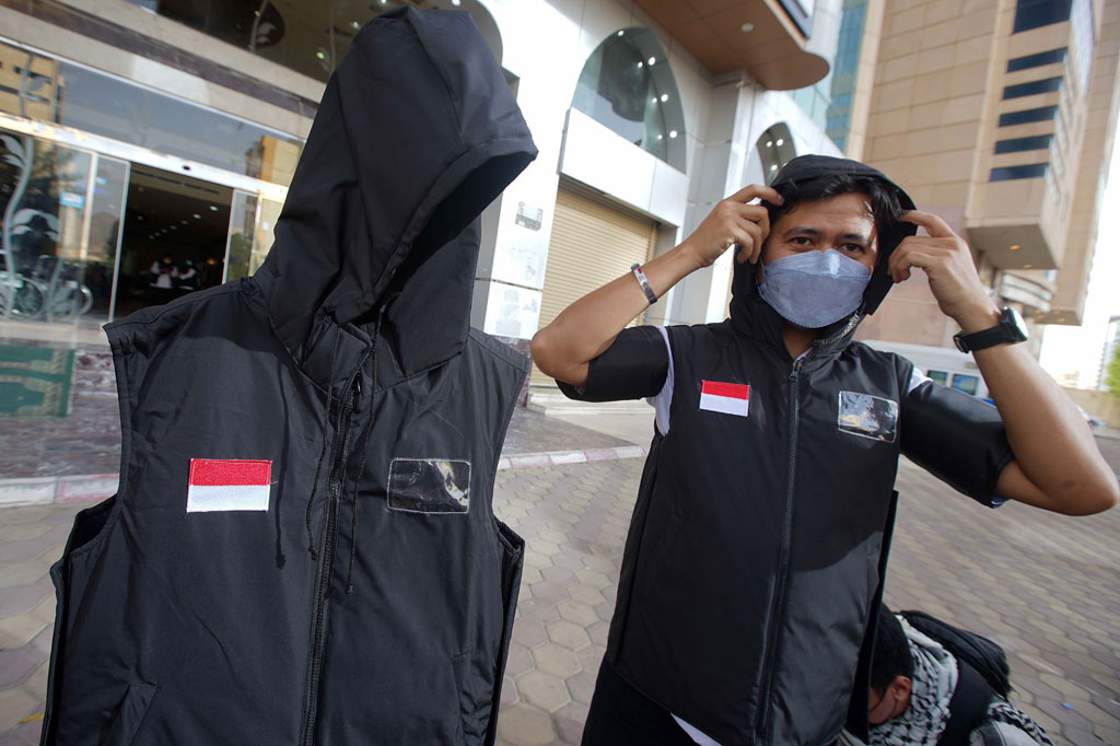 Sebanyak 10 jaket sudah disiapkan untuk petugas, sementara 20 jaket disiapkan untuk pertolongan pertama pada jemaah heat stroke.