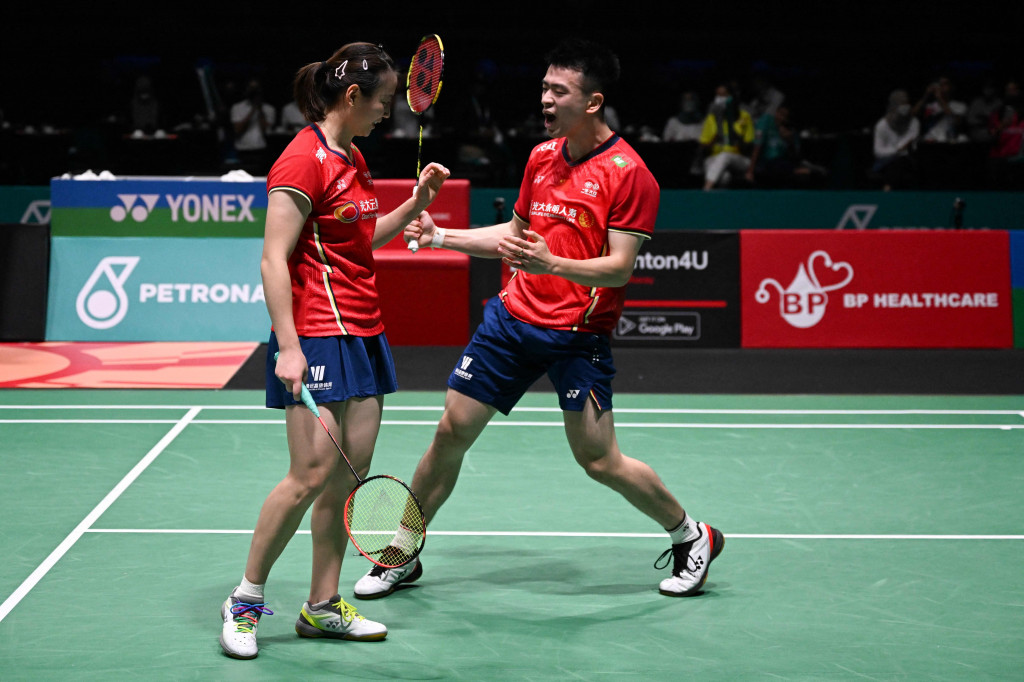 Dengan ini, Zheng/Huang melanjutkan catatan sempurna mereka sejak Kejuaraan Asia 2022.