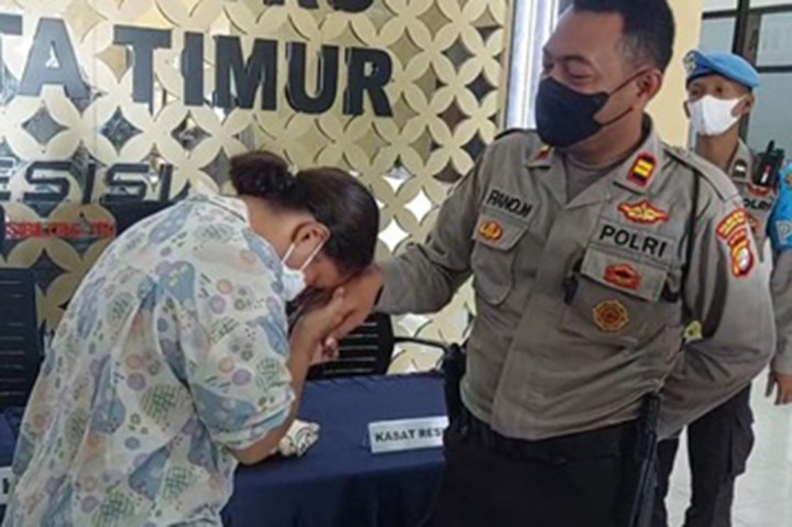 Setelah kasus tersebut viral dan mendapat perhatian masyarakat, Polda Metro Jaya sempat mengumumkan status Hanna sebagai tersangka atas kasus penganiayaan dan melawan petugas polisi. Namun kasus tersebut urung berlanjut akibat adanya proses mediasi yang difasilitasi oleh pihak Polres Jakarta Timur. 