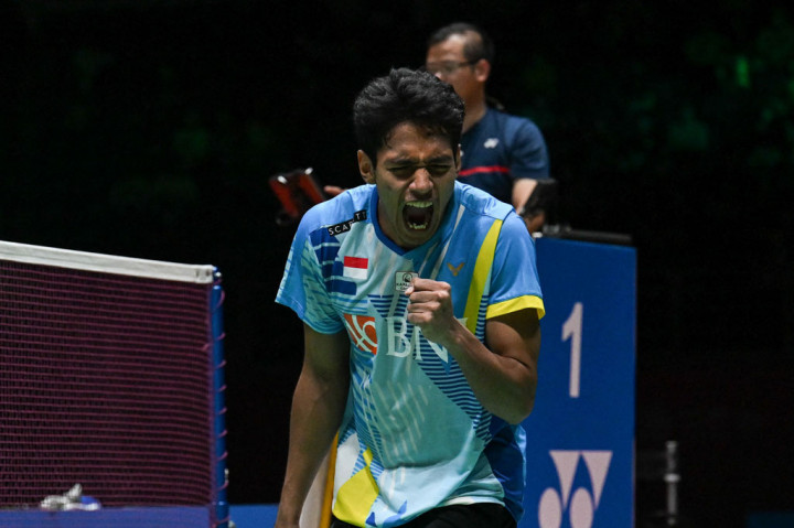 Pebulu tangkis tunggal putra Indonesia, Chico Aura Dwi Wardoyo melakukan selebrasi usai lolos ke babak final turnamen BWF Super 500 perdana yang dicatatkan di Malaysia Masters 2022, Sabtu, 9 Juli 2022.