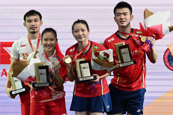 Ganda campuran Indonesia Rinov Rivaldy/Pitha Haningtyas Mentari harus puas menjadi runner up Malaysia Masters 2022. Mereka harus mengakui keunggulan pasangan Tiongkok, Zheng Si Wei/Huang Ya Qiong.