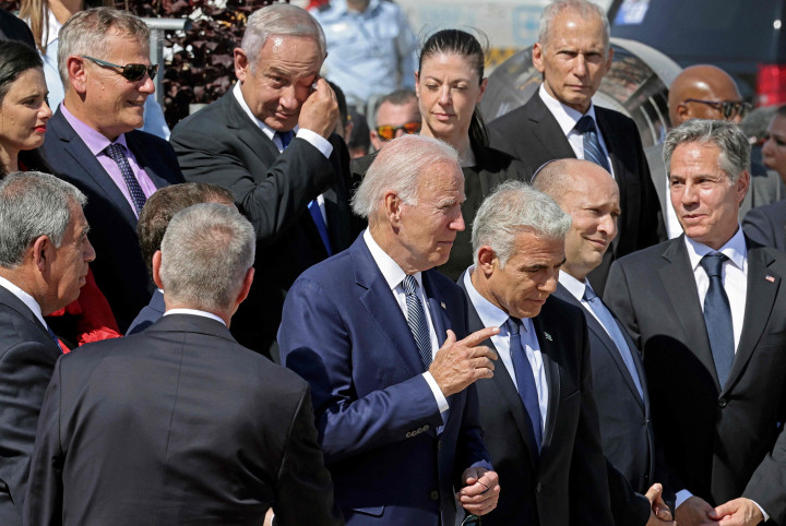 Biden akan menghabiskan dua hari di Yerusalem dan dijadwalkan melakukan pembicaraan dengan para pemimpin Israel sebelum bertemu dengan Presiden Palestina Mahmoud Abbas pada Jumat, 15 Juli 2022, di wilayah pendudukan Tepi Barat.
