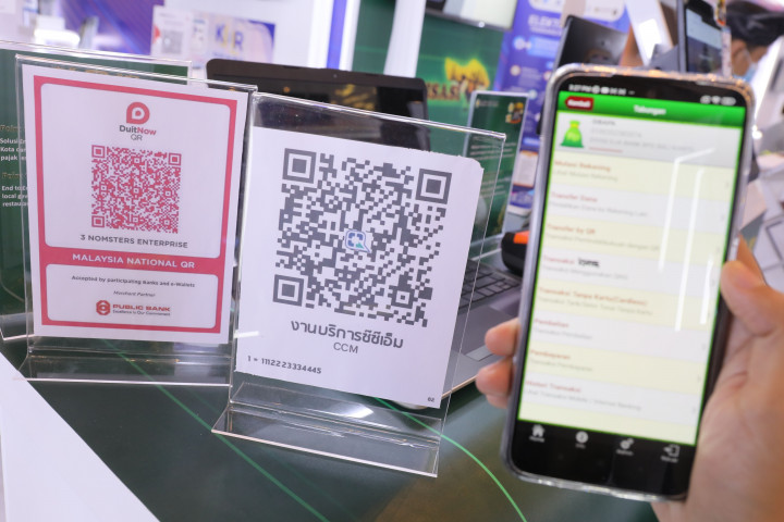 Di hari keempat, BI menggelar seminar yang mengangkat isu cross border payment. BI telah menjalin kerja sama cross border payment dengan Bank of Thailand dan Bank Negara Malaysia. Cross border payment memungkinkan penggunanya bertransaksi menggunakan QRIS tanpa harus menukarkan uangnya. Inovasi ini akan diperluas ke Filipina dan Singapura. Perluasan tersebut dilakukan demi mewujudkan ASEAN Payment Connectivity.