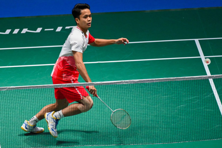 Ginting mencapai partai puncak setelah di semifinal menyingkirkan andalan tuan rumah, Loh Kean Yew dua gim langsung dengan skor 21-17 dan 21-14 dalam tempo 37 menit.