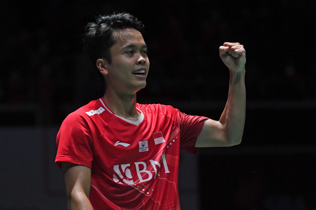 Anthony Sinisuka Ginting berhasil menjuarai turnamen bulu tangkis Singapore Open 2022. Ia mempersembahkan gelar ketiga bagi Indonesia dalam turnamen BWF level Super 500 ini.