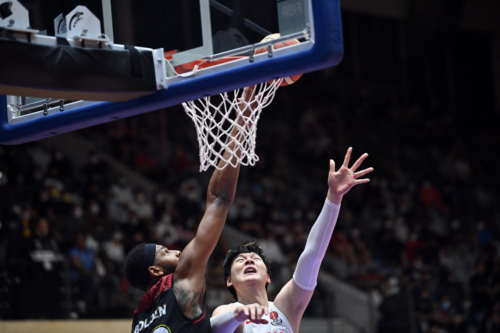 Timnas Basket Indonesia gagal melangkah ke Piala Dunia 2023 atau FIBA World Cup 2023 usai kalah 58-108 dari Tiongkok pada babak playoff perempat final FIBA Asia Cup di Istora Gelora Bung Karno, Senayan, Jakarta, Senin, 18 Juli 2022.