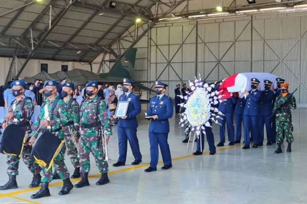 Kepala Dinas Penerangan TNI AU (Kadispenau) Marsma Indan Gilang Buldansyah menyatakan TNI AU sangat berduka cita atas peristiwa kecelakaan jatuhnya Pesawat Latih Tempur T-50i Golden Eagle. Lettu Pnb Allan juga merupakan salah satu dari sekian banyak penerbang terbaik yang dimiliki TNI AU.