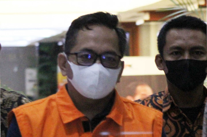 Direktur Utama PT Java Orient Properti (JOP) Dadan Jaya Kartika (DJK) langsung ditahan usai  ditetapkan sebagai tersangka di Gedung Merah Putih KPK, Jakarta, Jumat, 22 Juli.