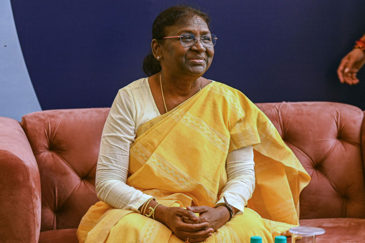 Calon presiden dari partai berkuasa India, National Democratic Alliance (NDA), Droupadi Murmu memenangkan pemilihan presiden di India, setelah meraih lebih dari 50 persen suara dari total suara dalam penghitungan putaran ketiga.