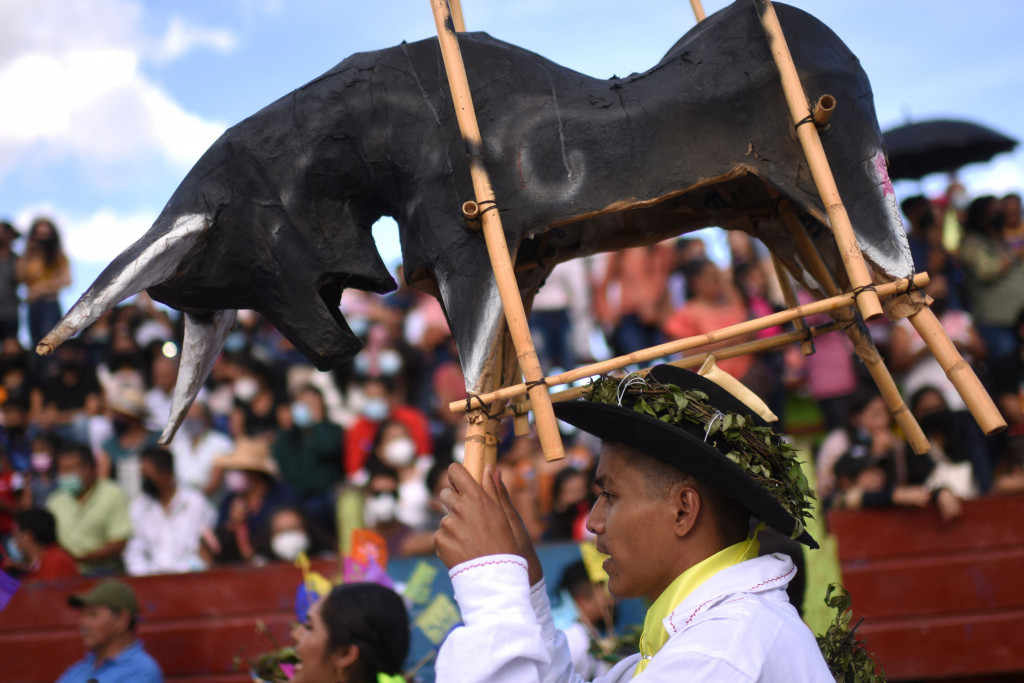 Festival Guelaguetza, juga disebut Lunes del Cerro , atau