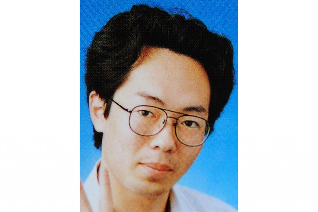 Menteri Kehakiman Jepang Yoshihisa Furukawa berbicara selama konferensi pers tentang eksekusi Tomohiro Kato, yang dihukum karena membunuh tujuh orang di distrik toko elektronik Akihabara Tokyo pada 2008, di Tokyo pada 26 Juli 2022. Eksekusi mati dengan cara dihukum gantung ini menjadi yang pertama dilakukan di Jepang sepanjang tahun ini.