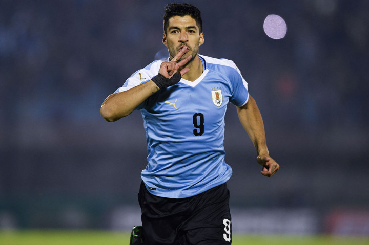 Mantan bintang Atletico Madrid, Liverpool, dan Barcelona tersebut merupakan pencetak gol terbanyak Uruguay sepanjang masa dan akan bersaing di Piala Dunia keempatnya akhir tahun ini.