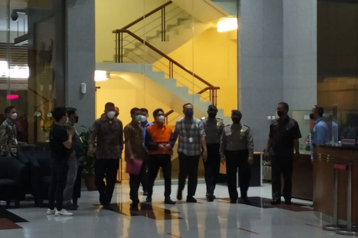 Untuk proses penyidikan, kata Alex, KPK menahan Mardani selama 20 hari pertama terhitung mulai 28 Juli 2022 sampai dengan 16 Agustus 2022 di Rutan KPK, Pomdam Jaya Guntur, Jakarta.